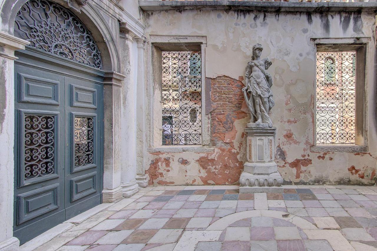 Doge Stair, Gorgeous - Bbc Venice Grand 2024 Tour Recorded Here! מראה חיצוני תמונה